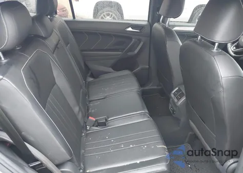 2022 Volkswagen Tiguan 2.0T Se R-Line Black z USA, uszkodzony, nr VIN 3VVCB7AX7NM036253